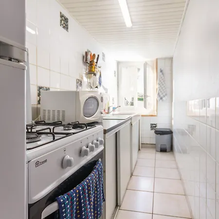 Grand-auverné, 3 Pièces, 5 Personnes - Fr-1-306-1111 *